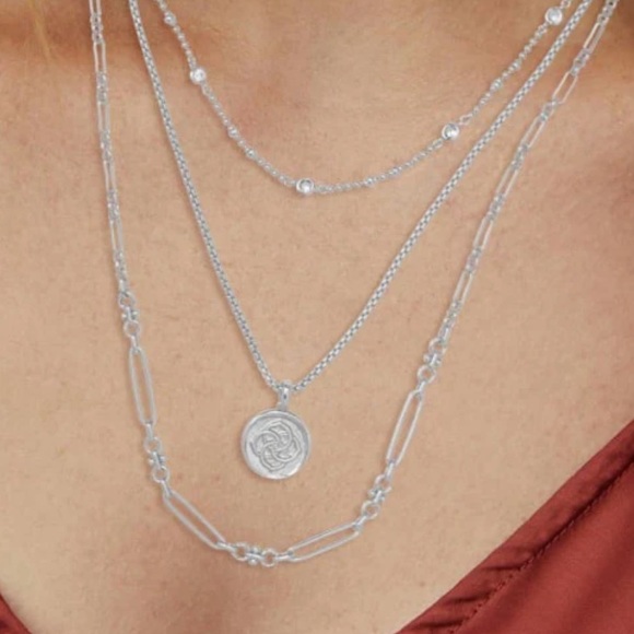 Kendra Scott Jewelry - Kendra Scott Medallion Triple Strand Necklace in Silver